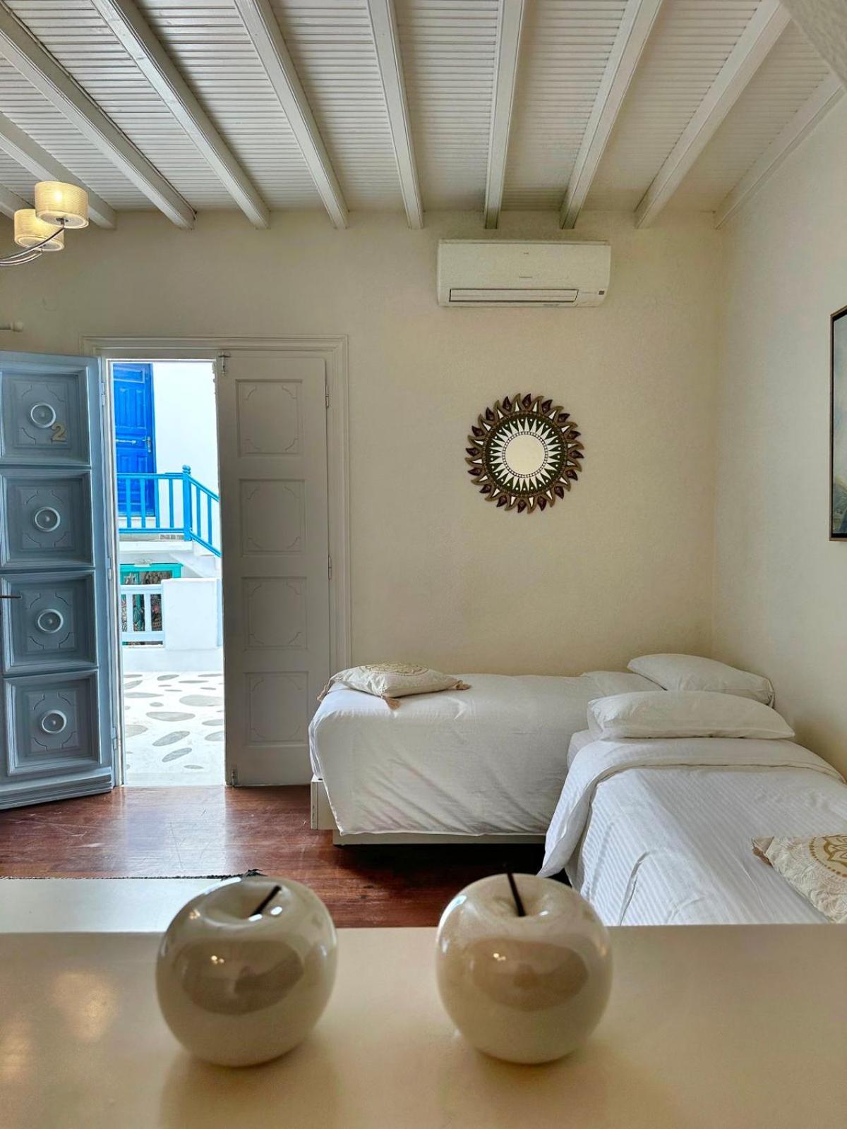 Le Coq Apartments Mykonos Town エクステリア 写真